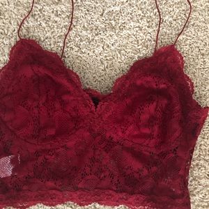Red lace cropped cami